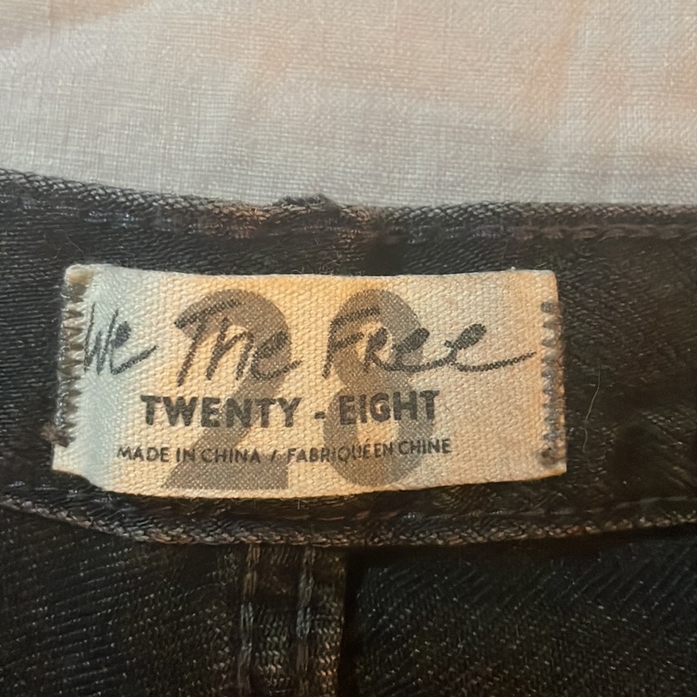 Free People We the Free Loving Good Vibrations Cutoff Shorts sz 28 - Picture 4 of 7